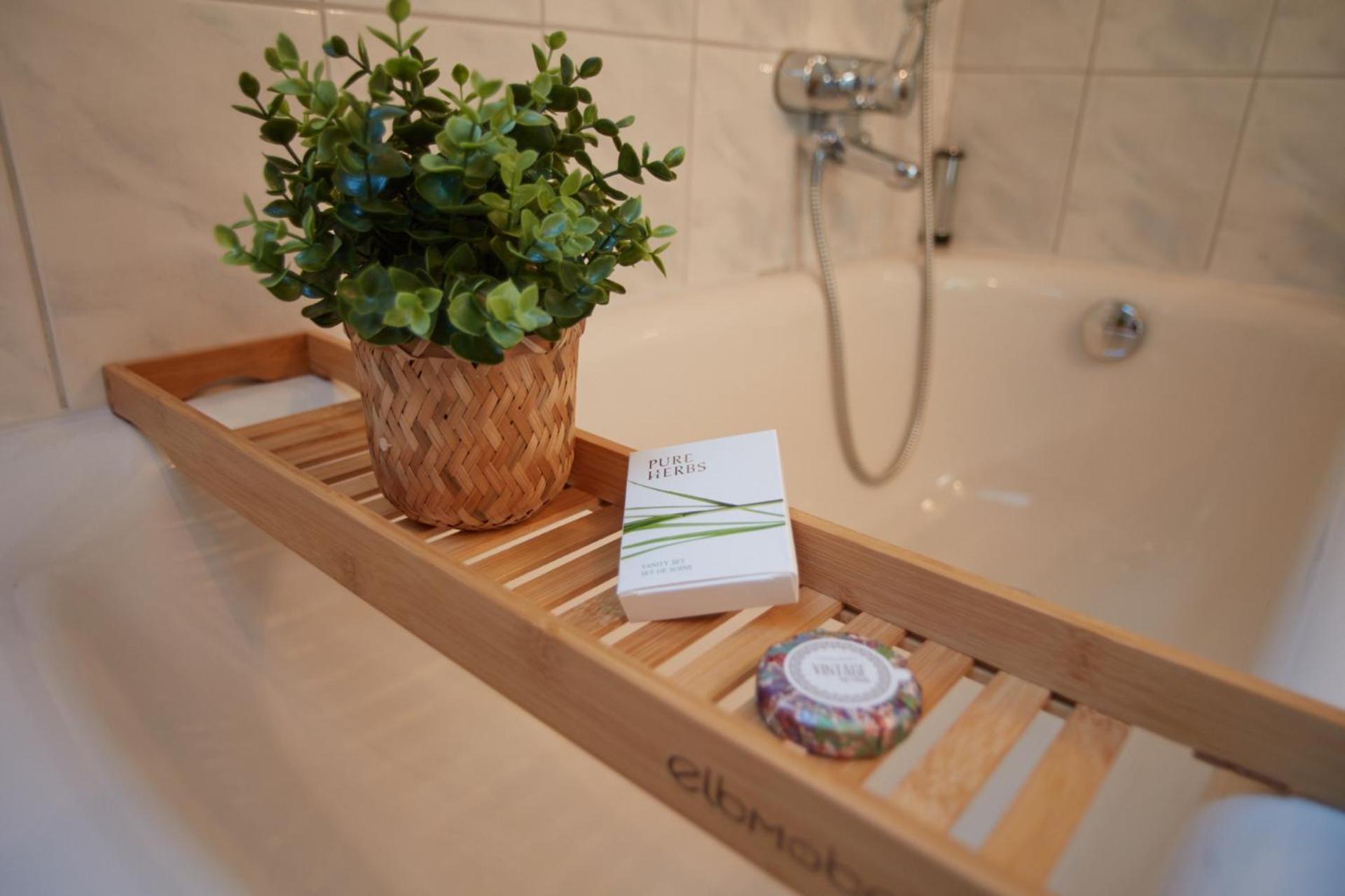 Angernest Apartment Elfershausen ภายนอก รูปภาพ